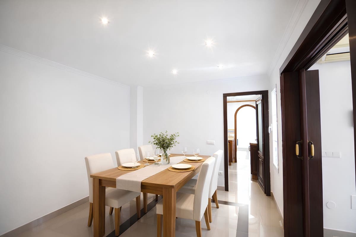 3 soveværelse Villa til salg i Fuengirola med swimmingpool garage - € 1.200.000 (Ref: 9778778)