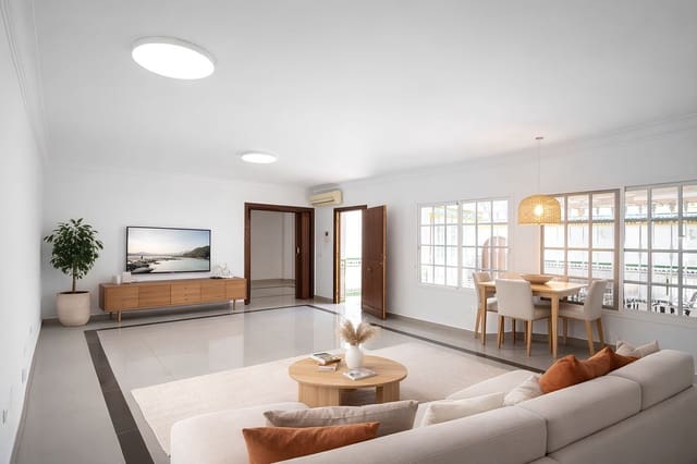 3 soveværelse Villa til salg i Fuengirola med swimmingpool garage - € 1.200.000 (Ref: 9778778)