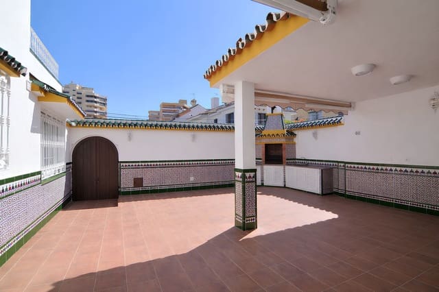 3 soveværelse Villa til salg i Fuengirola med swimmingpool garage - € 1.200.000 (Ref: 9778778)
