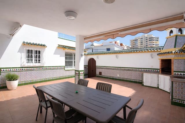 3 soveværelse Villa til salg i Fuengirola med swimmingpool garage - € 1.200.000 (Ref: 9778778)