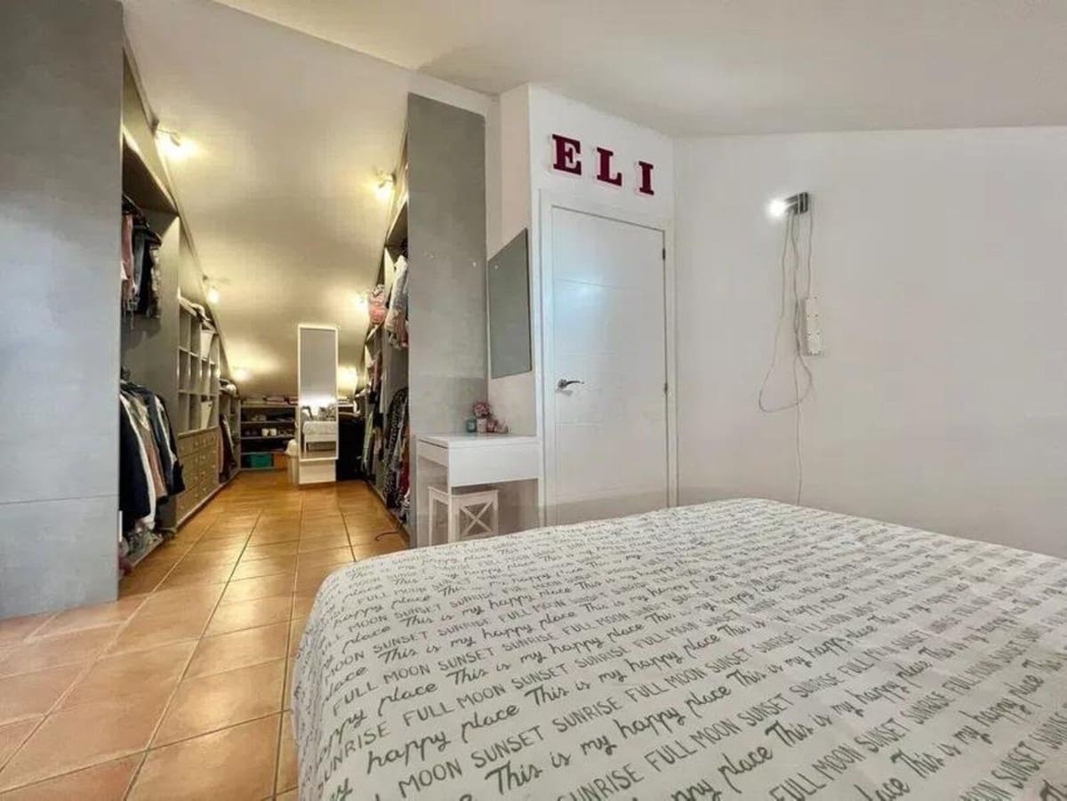 5 chambre Maison de Ville à vendre à Nueva Andalucia avec piscine garage - 918 000 € (Ref: 9778779)