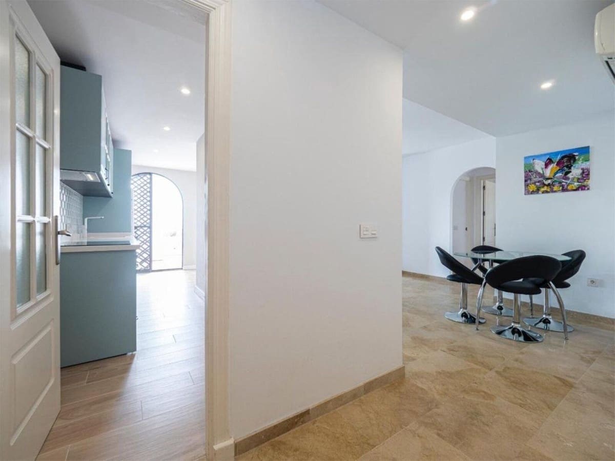 2 chambre Appartement à vendre à Marbella avec piscine garage - 550 000 € (Ref: 9778782)