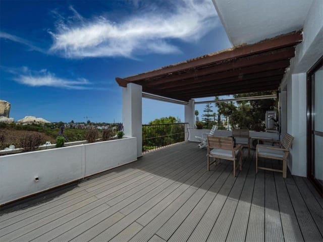 2 chambre Appartement à vendre à Marbella avec piscine garage - 550 000 € (Ref: 9778782)