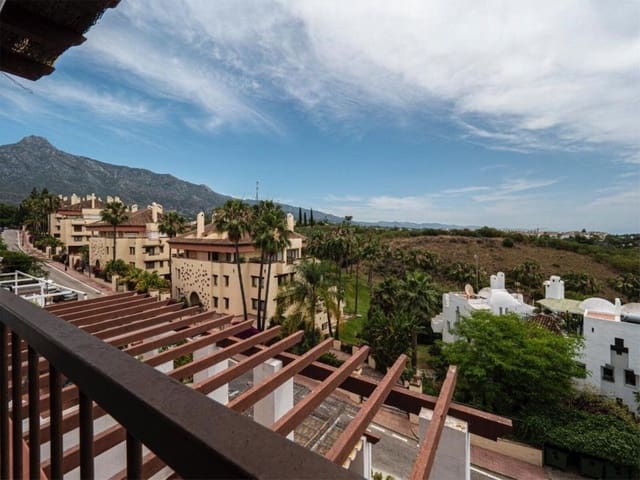 2 chambre Appartement à vendre à Marbella avec piscine garage - 550 000 € (Ref: 9778782)