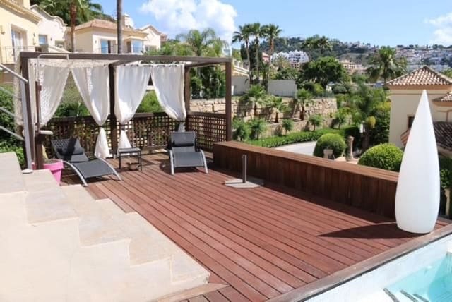 5 chambre Villa/Maison à vendre à Los Arqueros, Benahavís avec piscine garage - 2 200 000 € (Ref: 9779120)
