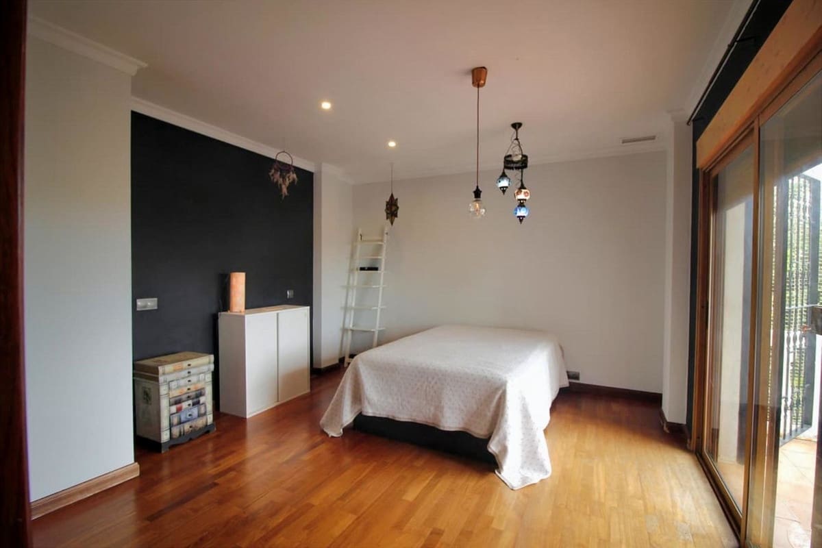 6 sypialnia Willa na sprzedaż w Benalmadena z basenem garażem - 1 600 000 € (Ref: 9779934)