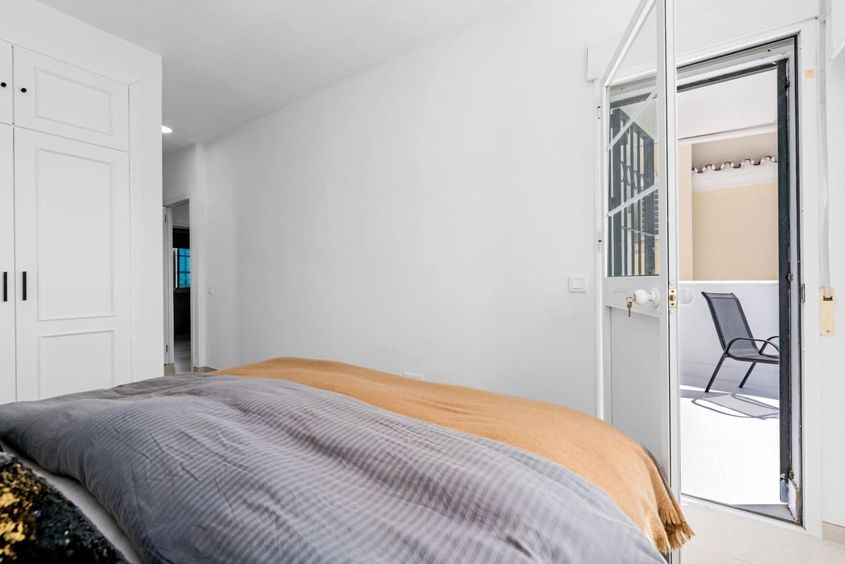 4 sypialnia Willa na sprzedaż w Bel-Air z basenem - 925 000 € (Ref: 9779935)