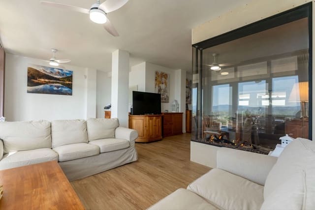 5 bedroom Villa for sale in Coín with pool garage - € 569,000 (Ref: 9779936)