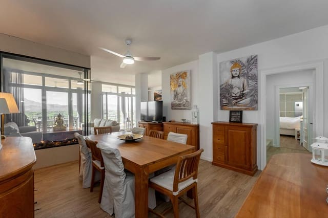 5 bedroom Villa for sale in Coín with pool garage - € 569,000 (Ref: 9779936)