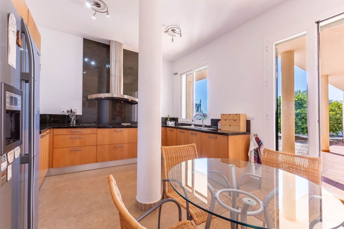 4 chambre Villa/Maison à vendre à Mijas Golf avec piscine garage - 1 050 000 € (Ref: 9781280)