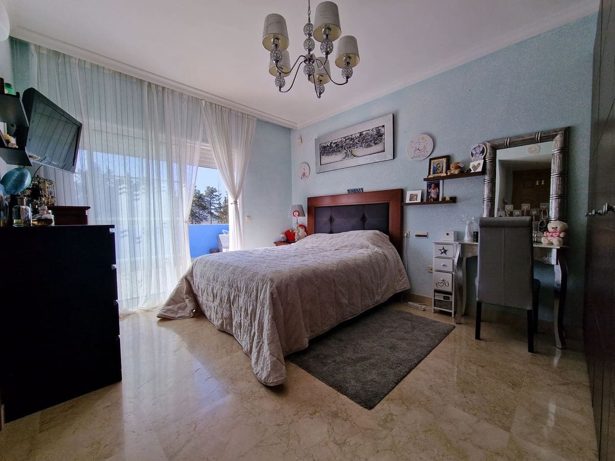 5 soveværelse Villa til salg i Guadalmina med swimmingpool garage - € 2.245.000 (Ref: 9781284)