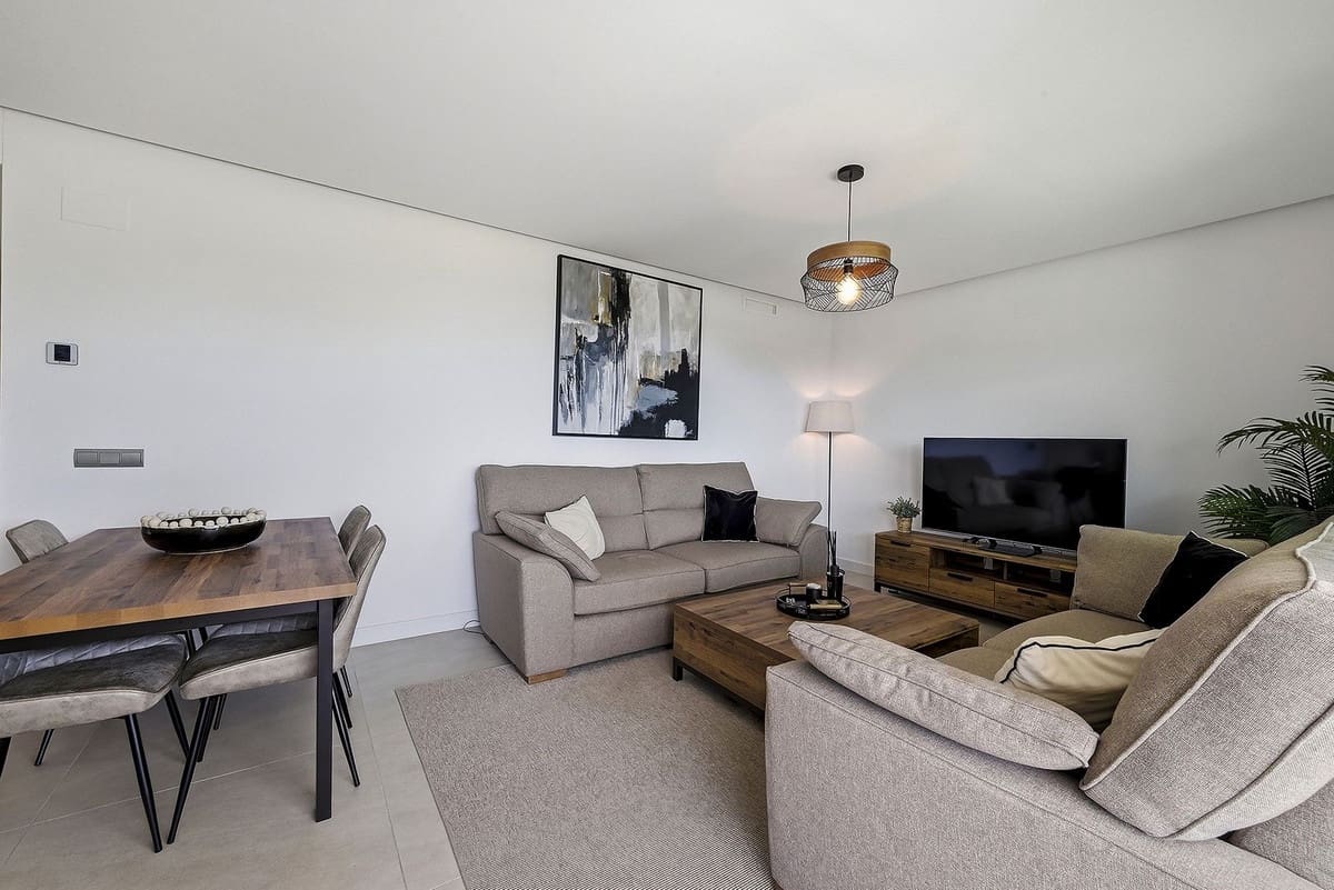 3 sypialnia Apartament na sprzedaż w La Cala de Mijas z basenem garażem - 599 000 € (Ref: 9782196)