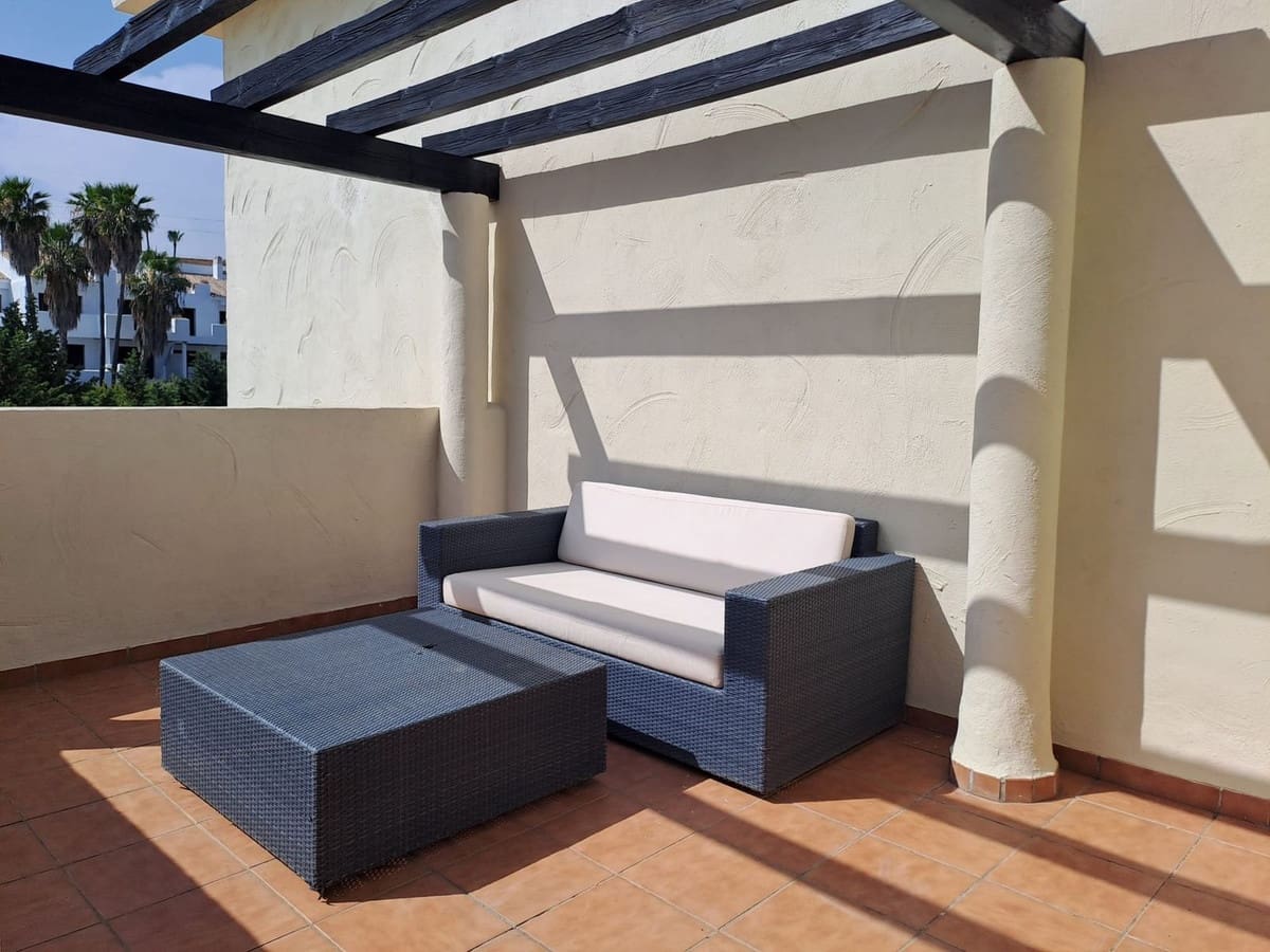 2 sypialnia Apartament na sprzedaż w Estepona z basenem garażem - 390 000 € (Ref: 9787029)