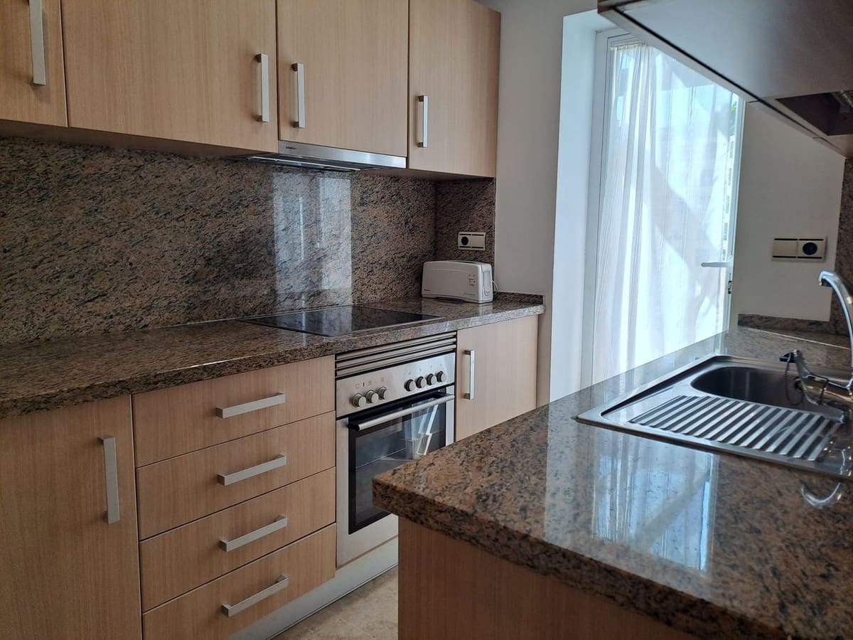 2 sypialnia Apartament na sprzedaż w Estepona z basenem garażem - 390 000 € (Ref: 9787029)