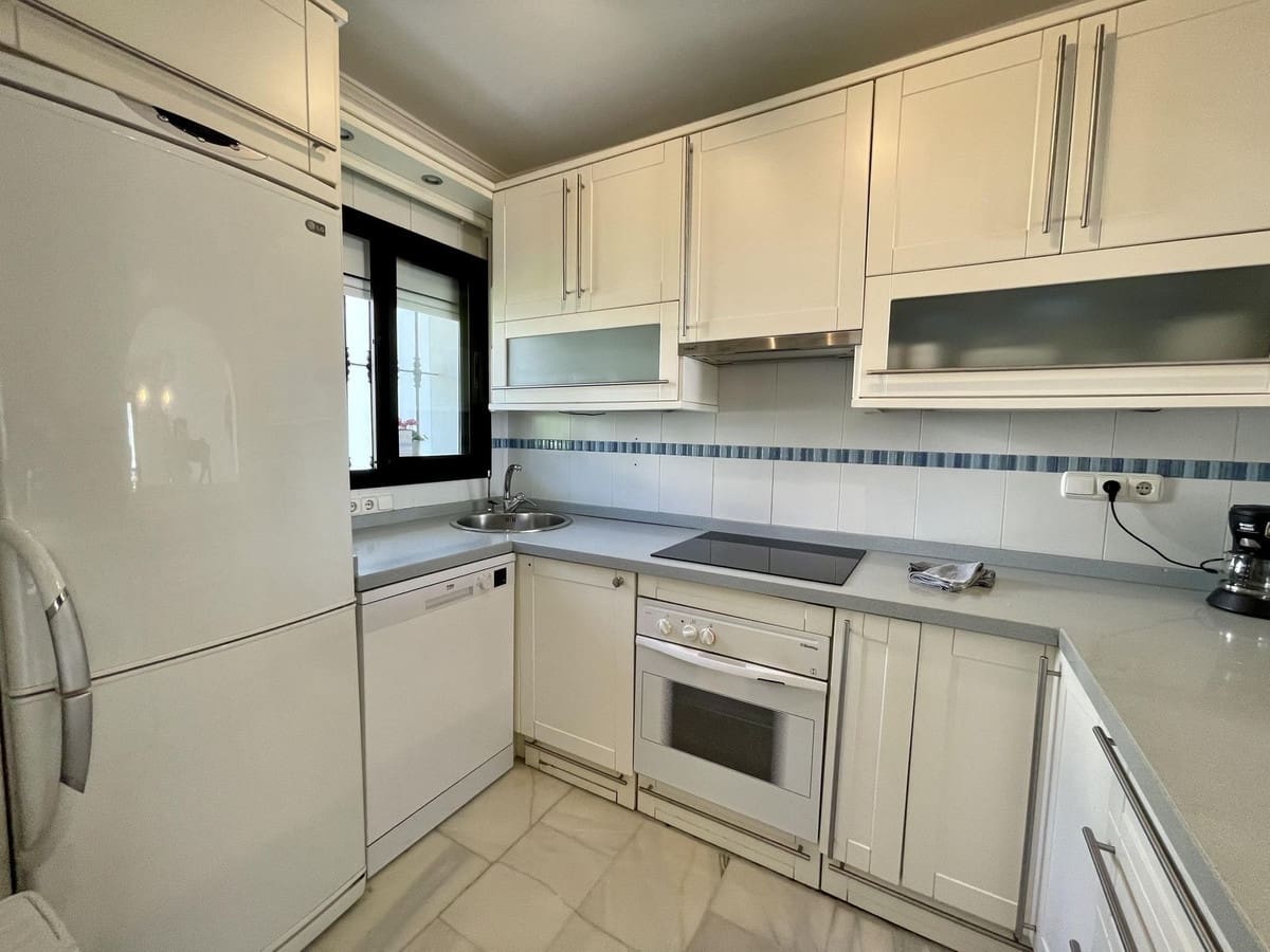 2 chambre Maison de Ville à vendre à Calahonda avec piscine - 760 000 € (Ref: 9787030)