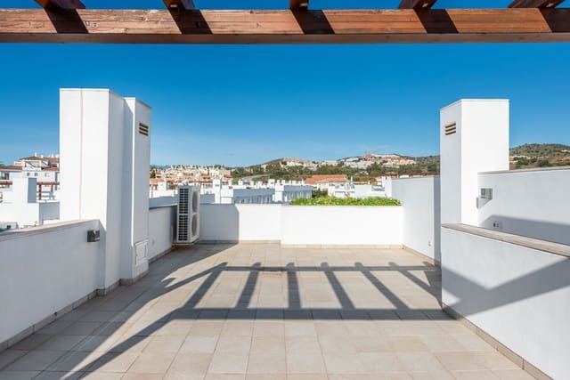 4 chambre Maison de Ville à vendre à Calahonda, Mijas avec piscine garage - 729 000 € (Ref: 9787031)