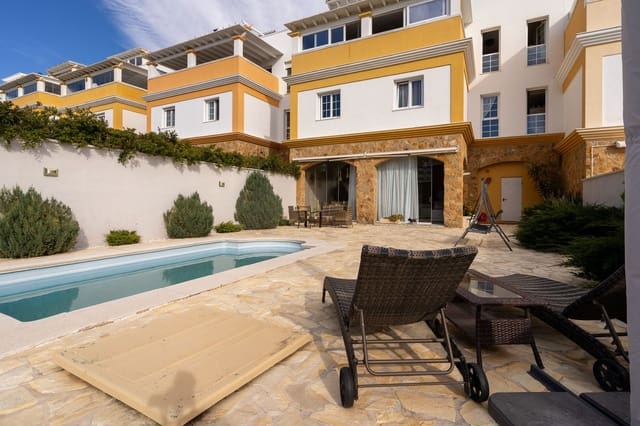 4 chambre Maison de Ville à vendre à Calahonda, Mijas avec piscine garage - 689 000 € (Ref: 9787032)