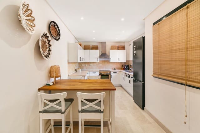 3 sypialnia Apartament na sprzedaż w Calahonda, Mijas z basenem - 635 000 € (Ref: 9787035)