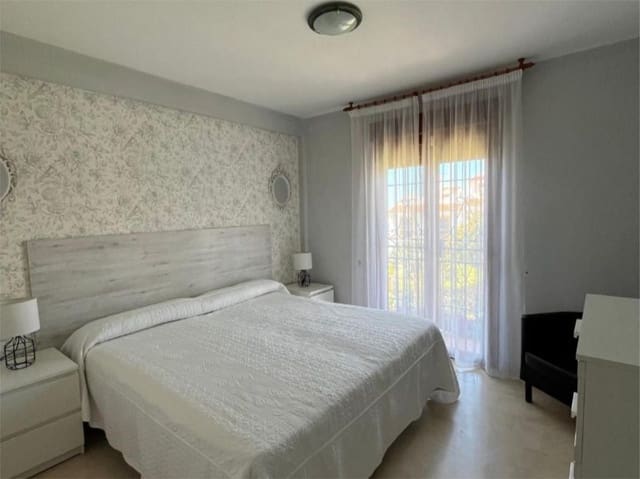 4 chambre Maison de Ville à vendre à Calahonda, Mijas avec piscine - 419 000 € (Ref: 9787039)