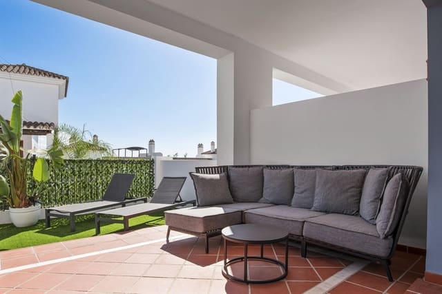 3 chambre Appartement à vendre à Benahavís avec piscine garage - 599 500 € (Ref: 9787930)