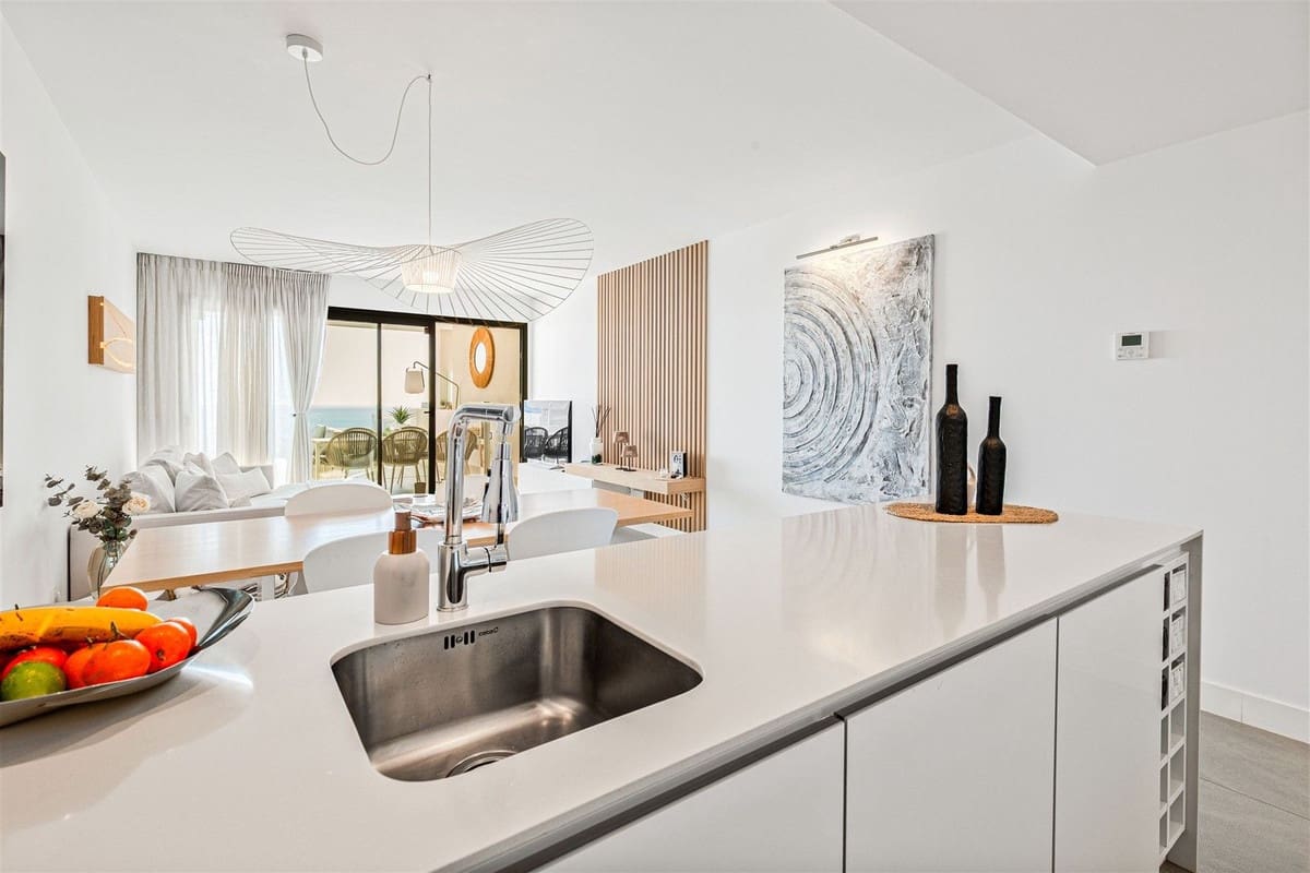 2 quarto Apartamento para venda em Manilva com piscina garagem - 560 000 € (Ref: 9787931)