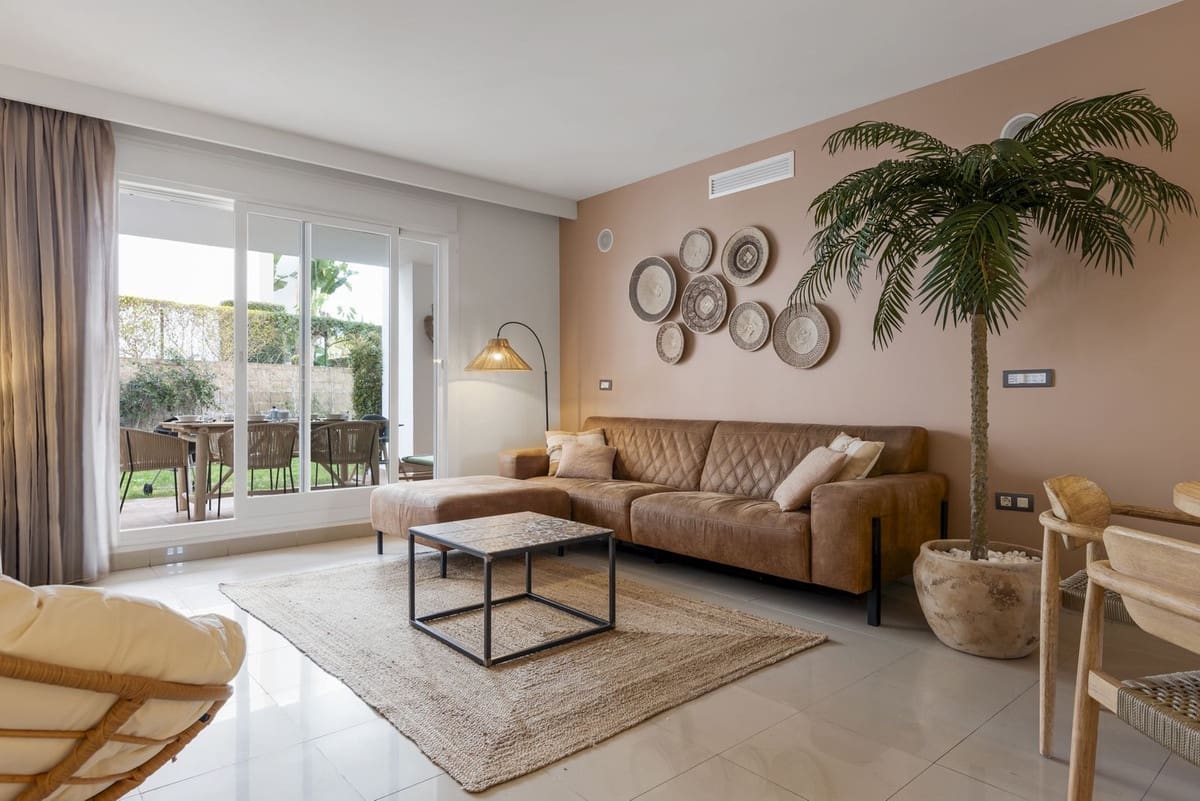 2 soveværelse Lejlighed til salg i Estepona med swimmingpool garage - € 420.000 (Ref: 9787935)