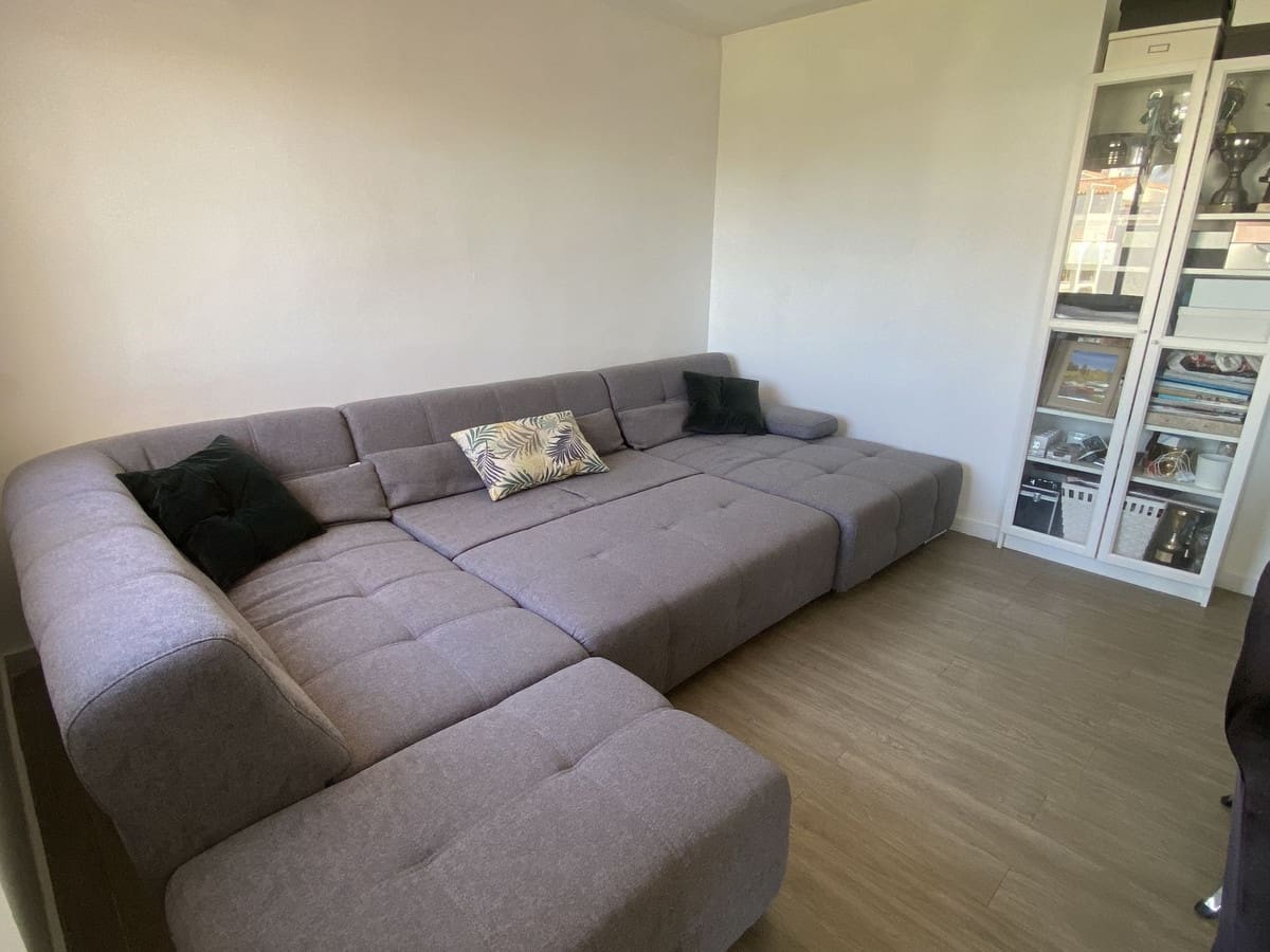 2 soverom Leilighet til salgs i Estepona med svømmebasseng garasje - € 290 000 (Ref: 9787937)