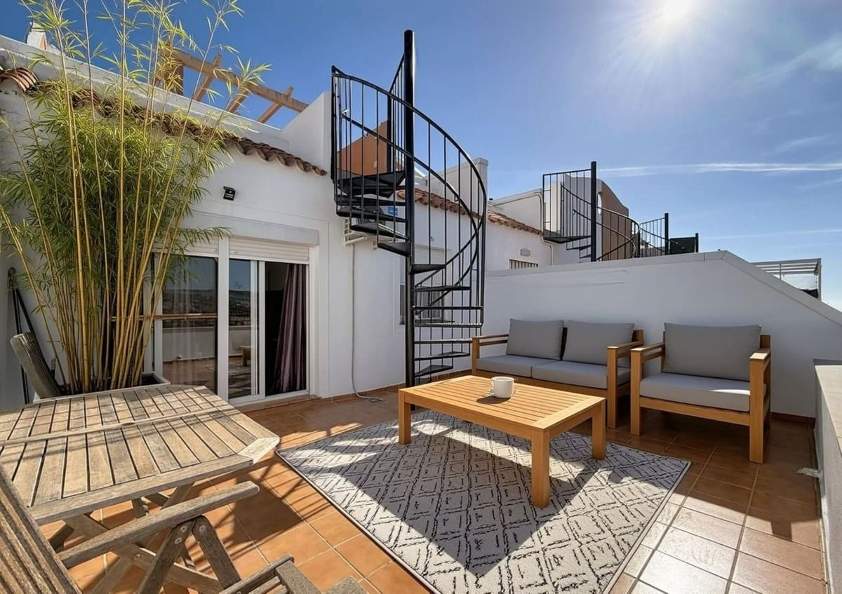 2 soverom Penthouse til salgs i Bahia de Casares med garasje - € 235 000 (Ref: 9787938)