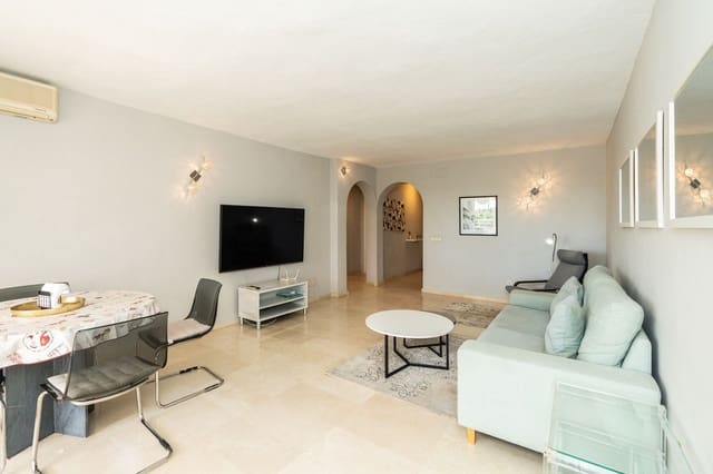 2 chambre Appartement à vendre à Nueva Atalaya, Estepona avec piscine garage - 315 000 € (Ref: 9788859)