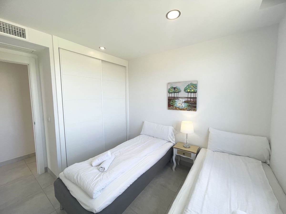 3 chambre Appartement à vendre à La Cala de Mijas avec piscine garage - 610 000 € (Ref: 9789495)