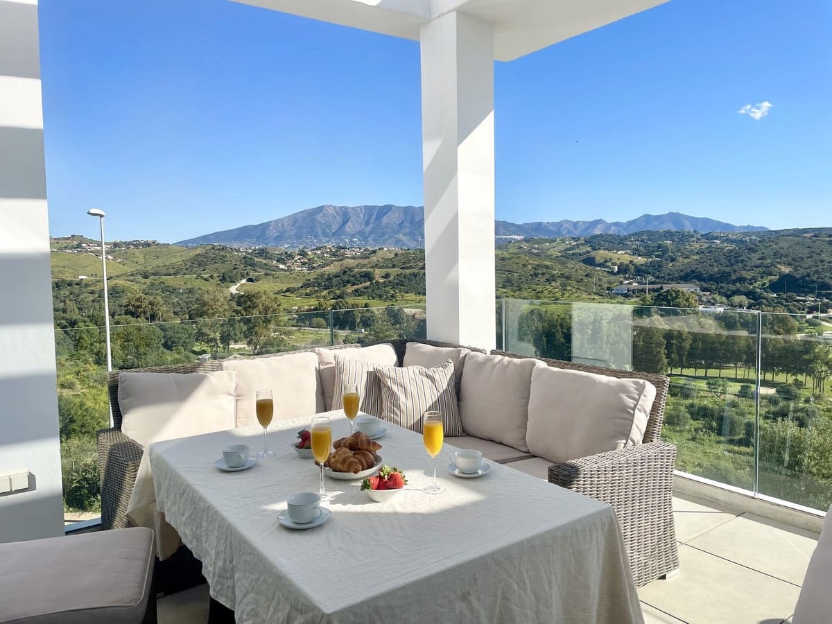 3 chambre Appartement à vendre à La Cala de Mijas avec piscine garage - 610 000 € (Ref: 9789495)