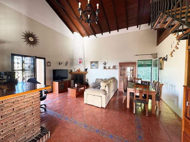 3 chambre Villa/Maison à vendre à La Cala de Mijas, Mijas avec piscine - 599 000 € (Ref: 9789496)