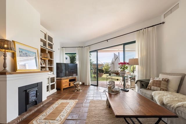 3 sypialnia Dom na sprzedaż w Miraflores, Mijas z basenem garażem - 760 000 € (Ref: 9789500)