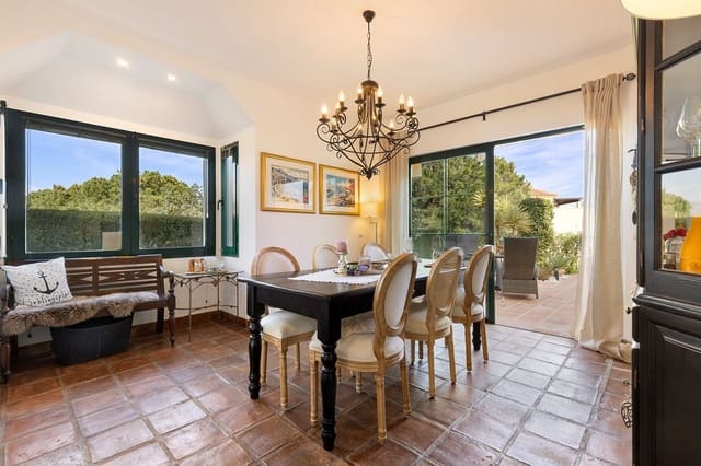 3 sypialnia Dom na sprzedaż w Miraflores, Mijas z basenem garażem - 760 000 € (Ref: 9789500)