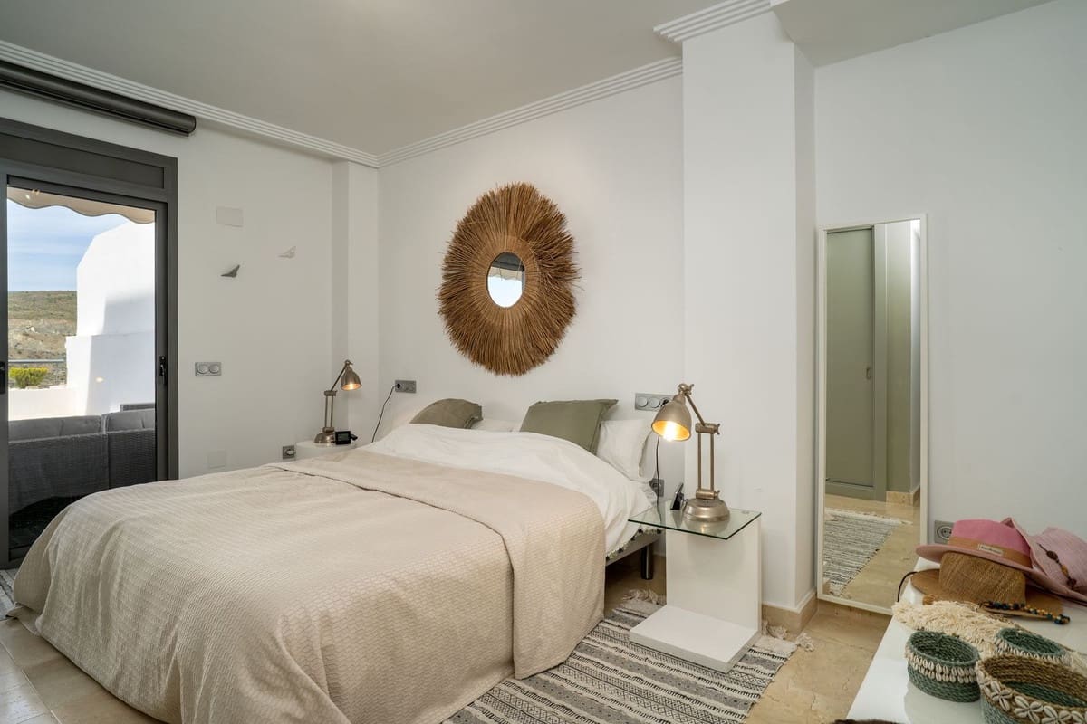 3 chambre Appartement à vendre à Los Flamingos avec piscine garage - 925 000 € (Ref: 9789501)