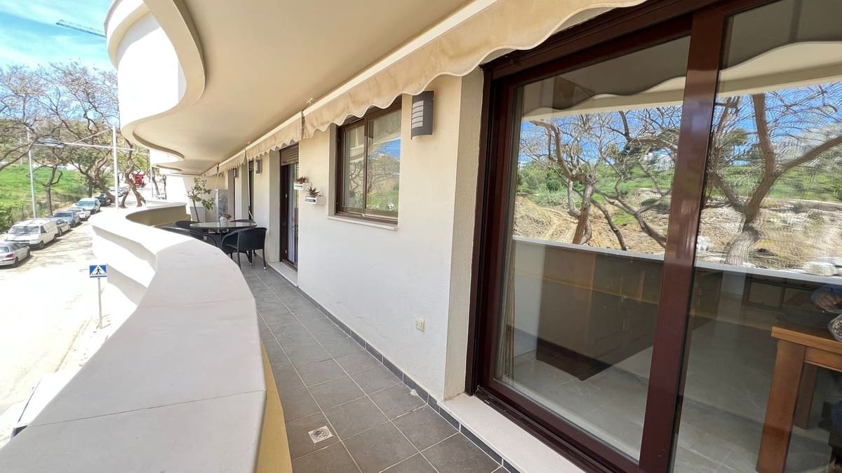 3 Zimmer Apartment zu verkaufen in Estepona mit Pool Garage - 445.000 € (Ref: 9789503)