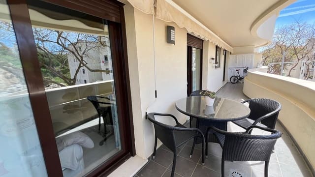 3 Zimmer Apartment zu verkaufen in Estepona mit Pool Garage - 445.000 € (Ref: 9789503)