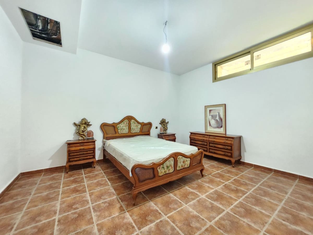 8 Zimmer Villa zu verkaufen in La Cala de Mijas mit Pool Garage - 1.720.000 € (Ref: 9789711)