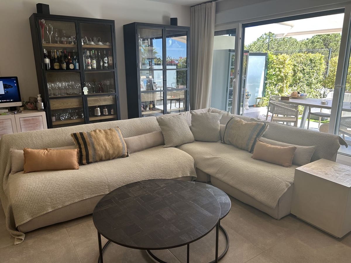 4 Zimmer Haus zu verkaufen in La Cala de Mijas mit Pool - 895.000 € (Ref: 9789714)