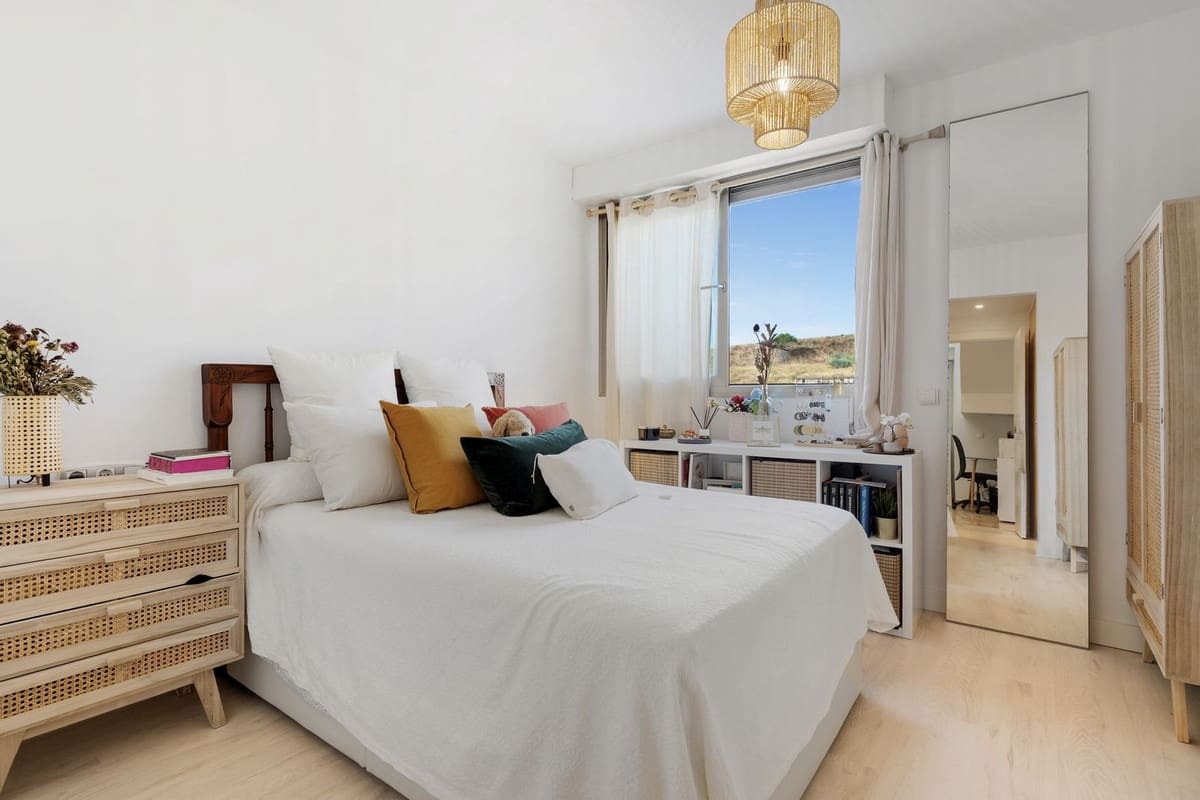 3 chambre Penthouse à vendre à La Cala de Mijas avec piscine garage - 575 000 € (Ref: 9789911)