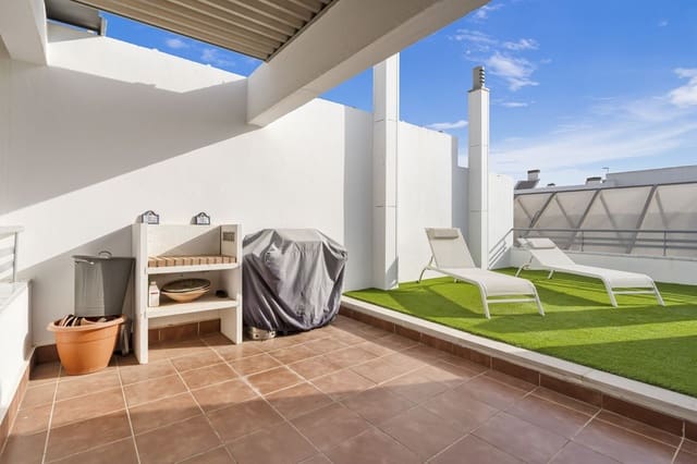 3 chambre Penthouse à vendre à La Cala de Mijas, Mijas avec piscine garage - 575 000 € (Ref: 9789911)