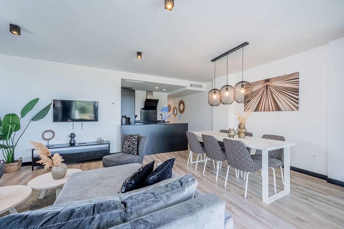 3 Zimmer Apartment zu verkaufen in La Cala de Mijas mit Pool Garage - 430.000 € (Ref: 9789914)