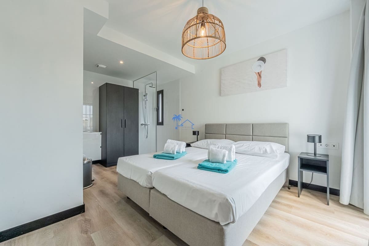 3 Zimmer Apartment zu verkaufen in La Cala de Mijas mit Pool Garage - 430.000 € (Ref: 9789914)