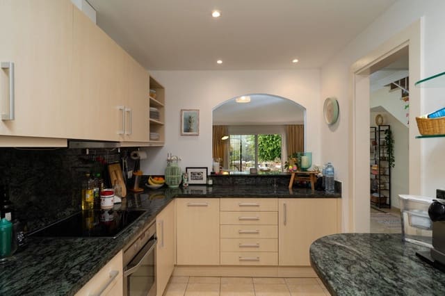 2 Zimmer Haus zu verkaufen in Nueva Atalaya, Estepona mit Pool - 460.000 € (Ref: 9798227)