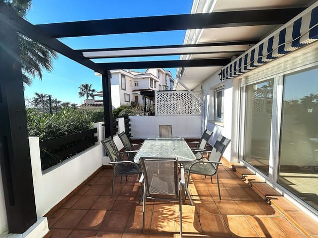 2 quarto Apartamento para venda em Manilva com piscina garagem - 265 000 € (Ref: 9799995)