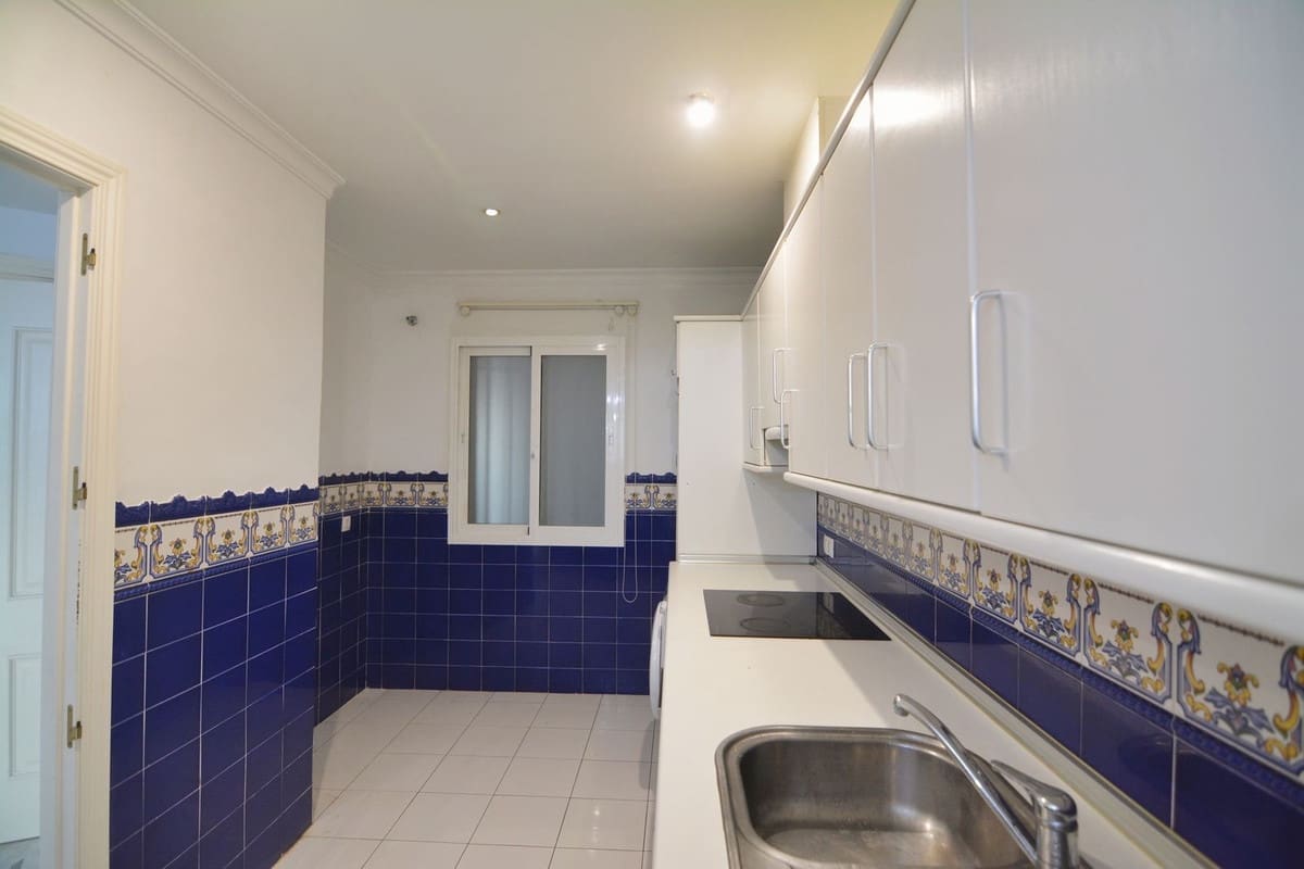 2 bedroom Apartment for sale in Mijas Golf with pool garage - € 289,000 (Ref: 9800079)