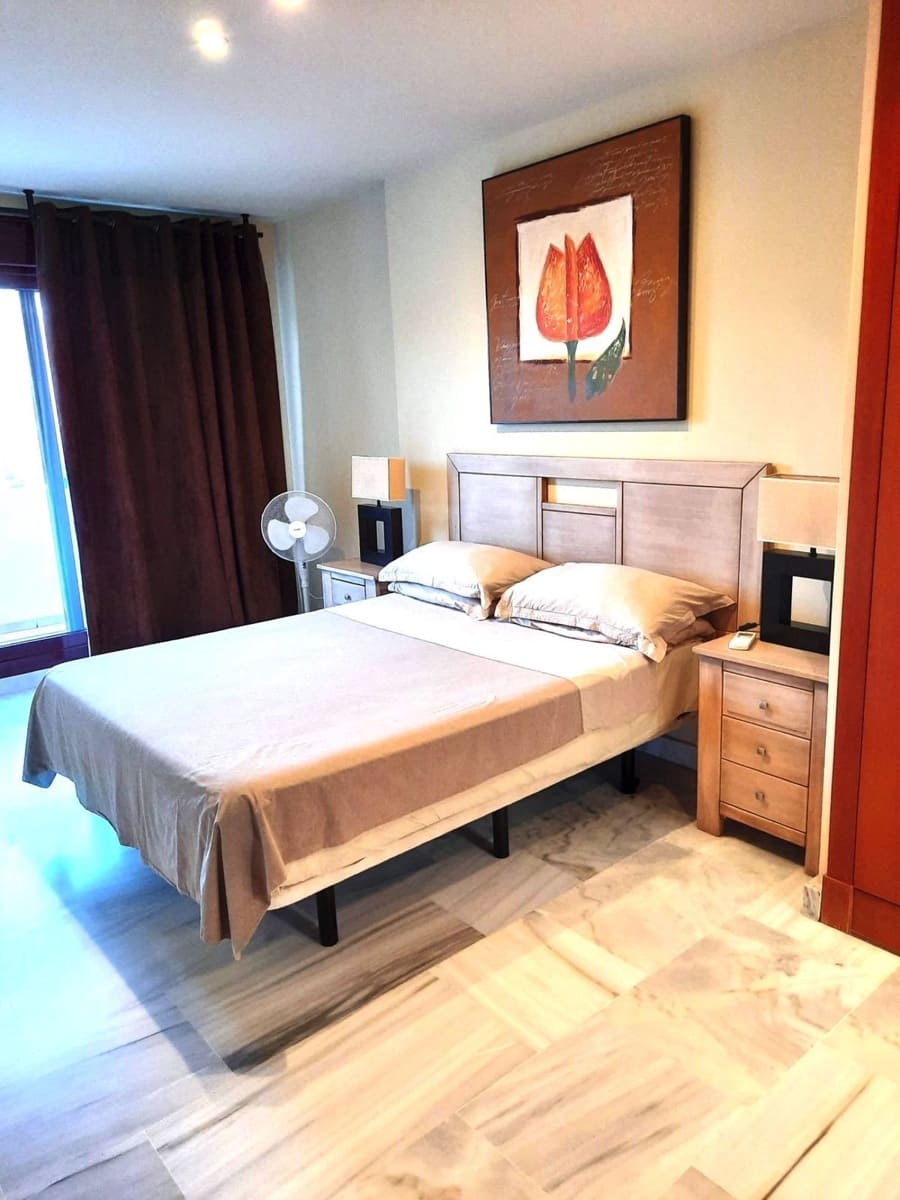 2 Zimmer Apartment zu verkaufen in Benahavis mit Pool Garage - 279.000 € (Ref: 9800081)