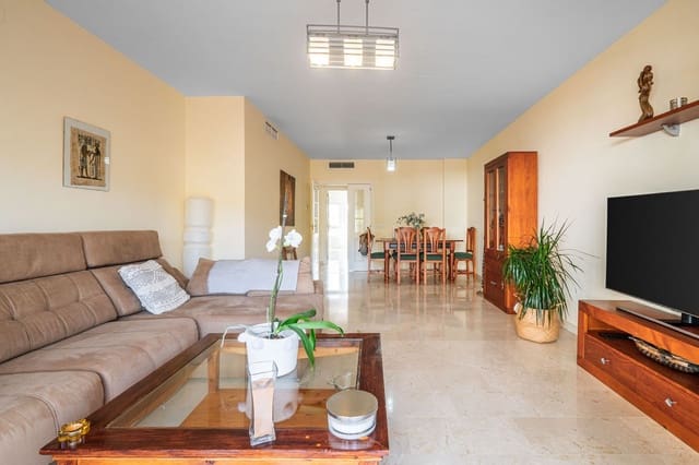 2 quarto Apartamento para venda em La Duquesa / Puerto de la Duquesa, Manilva com piscina garagem - 269 500 € (Ref: 9800083)