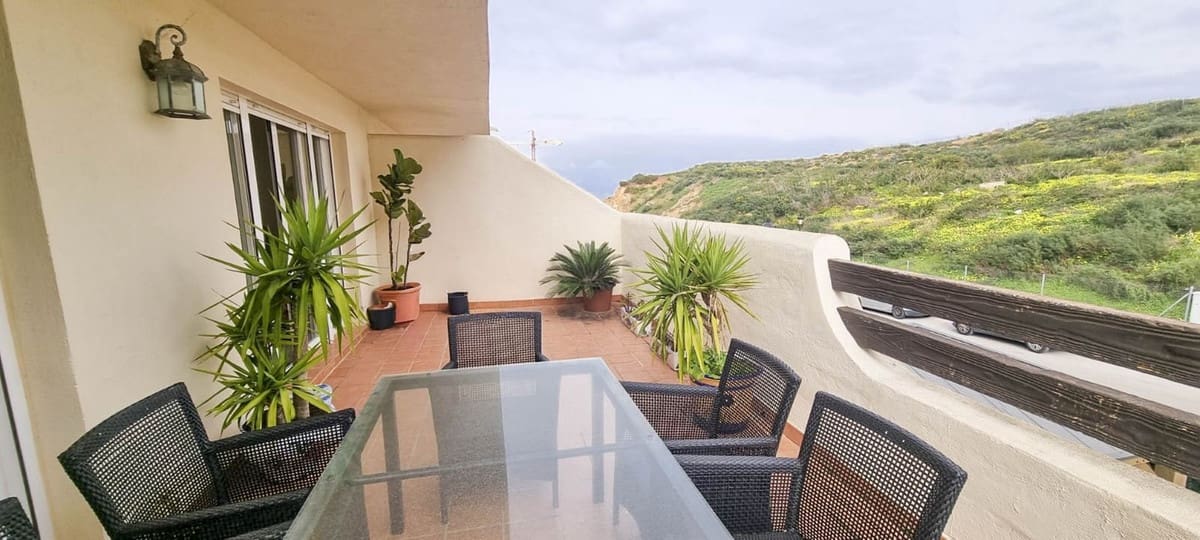 2 quarto Apartamento para venda em La Duquesa / Puerto de la Duquesa com piscina garagem - 269 500 € (Ref: 9800083)