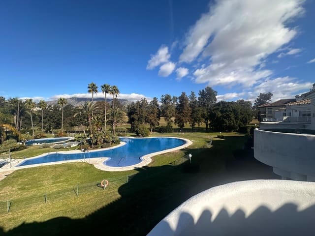 2 bedroom Penthouse for sale in Mijas Golf, Mijas with pool garage - € 295,000 (Ref: 9800087)